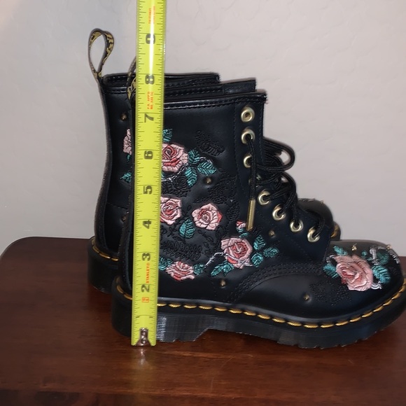 DR MARTENS BRAND NEW & GORGEOUS SIZE 5 1490 VONDA CHAIN FLORAL BOOTS - Picture 10 of 11